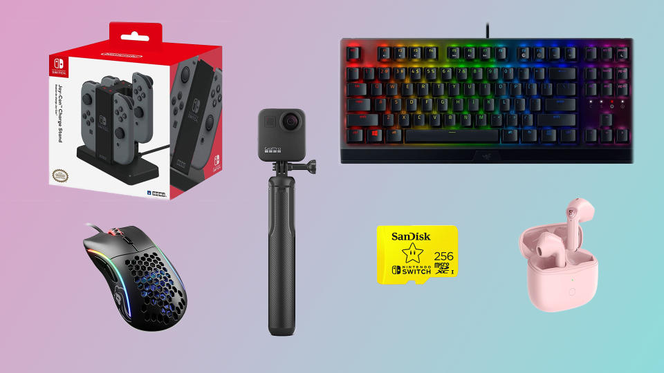 Get this tech and gadget for under S$100 this Christmas at Amazon Singapore. (Images: Amazon SG)